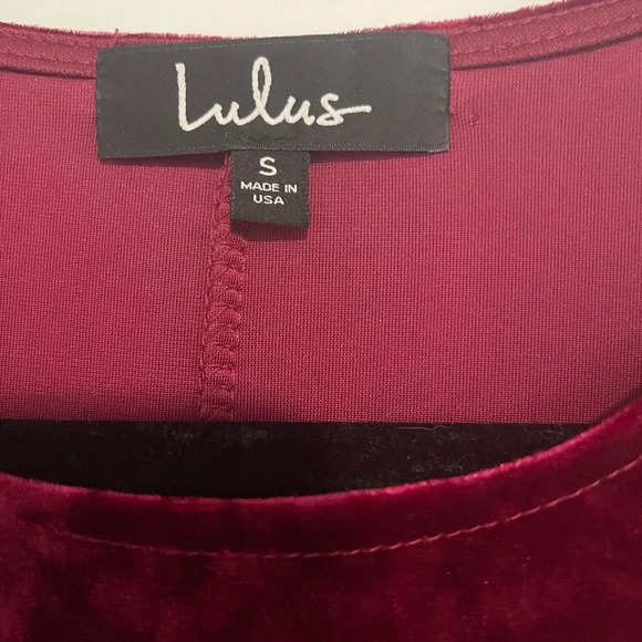 Lulus crushed velvet‎ burgundy dress size S - Picture 2 of 5